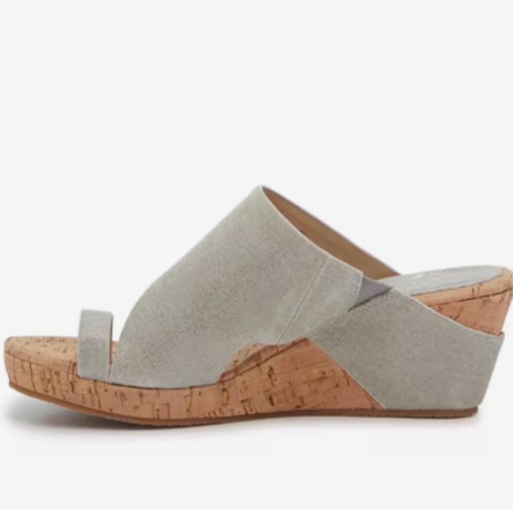NWT Donald Pliner The GYER Wedge Sandal Light Pewter Sz 11 - Picture 3 of 11